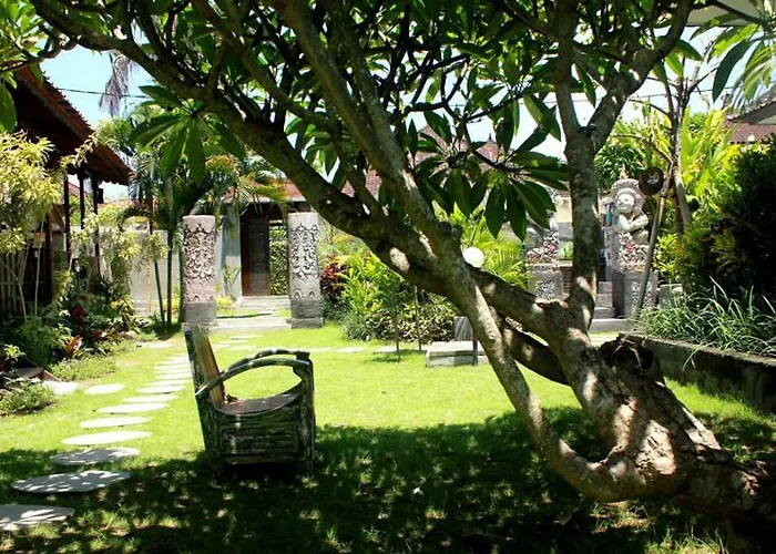 Swan House Casa de hóspedes Canggu